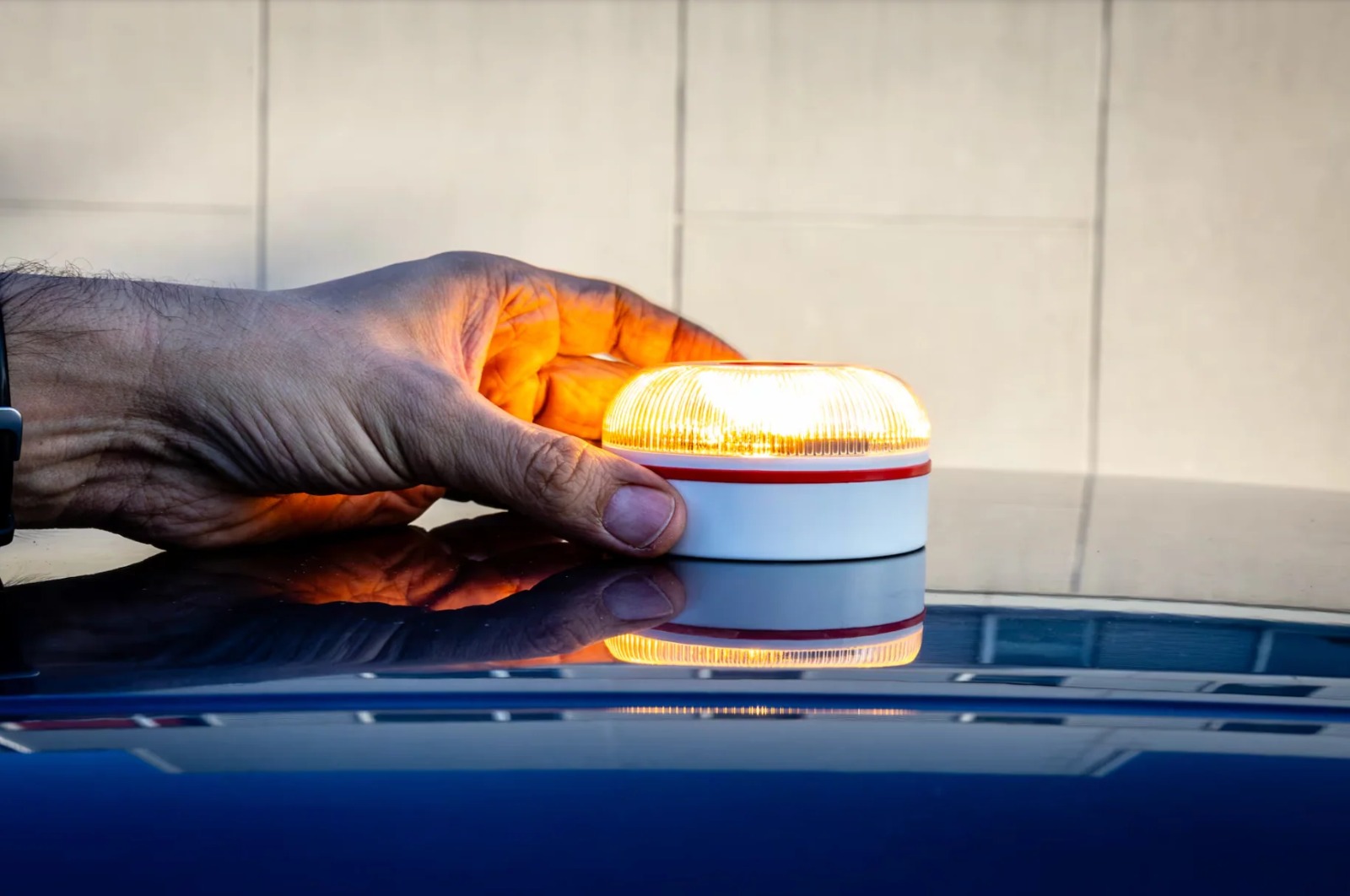 Effektive Sicherheitslösungen mit Warnleuchte V16 für Fahrzeuge